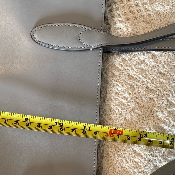 Kate Spade Elegant Gray Tote - Picture 11 of 12